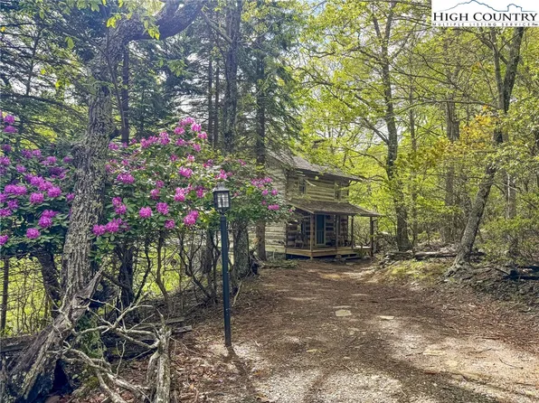 841 Homestead Road, Todd, NC 28684