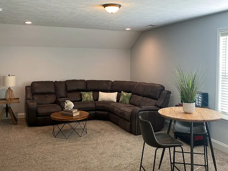 3198 Greymoor Cir — Photo 24