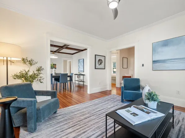 95 Hewlett St #1, Roslindale, MA 02131