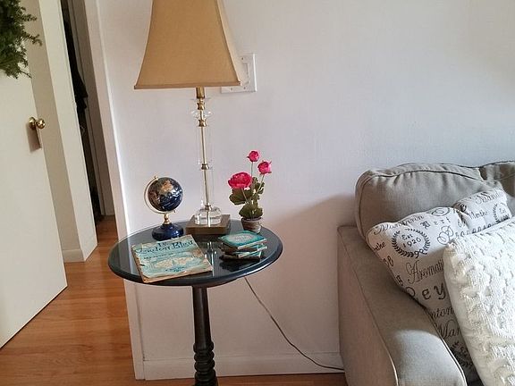 4th image of 155 W 73rd St APT 3A