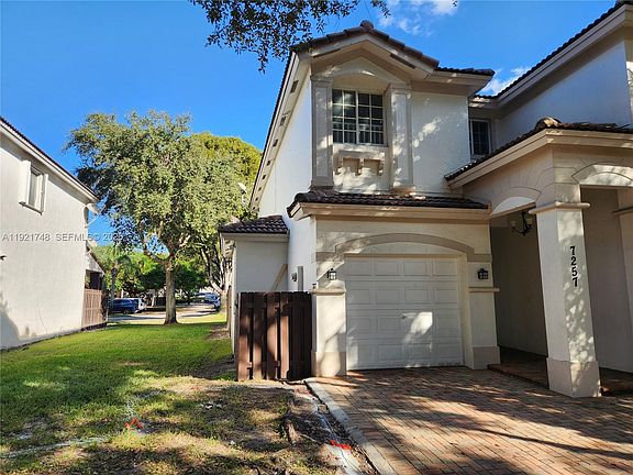 3rd image of 7257 NW 113th Pl