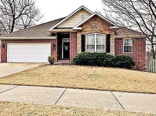 5043 W New Bridge Rd, Fayetteville, AR 72704