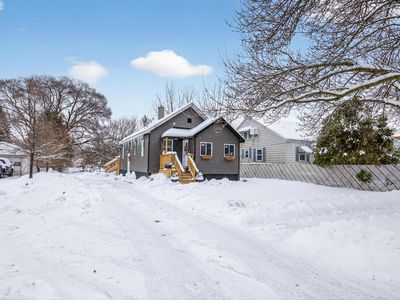 1210 State St, Bay City, MI, 48706