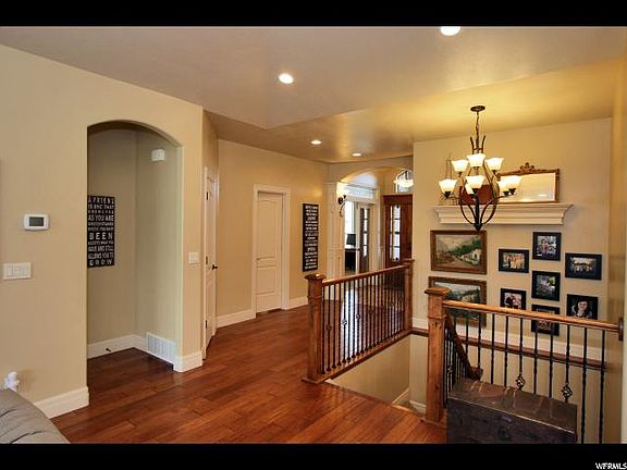 4th image of 432 N 1510 W