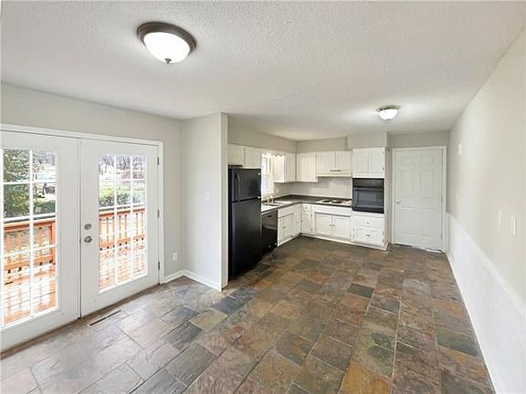 2nd image of 10012 Richmond Dr