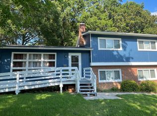 1230 Squirrel Hill Rd, Charlotte, NC 28213