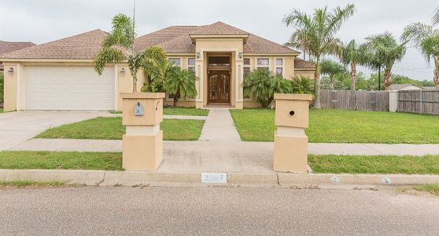 1st image of 2807 Summer Breeze Ave