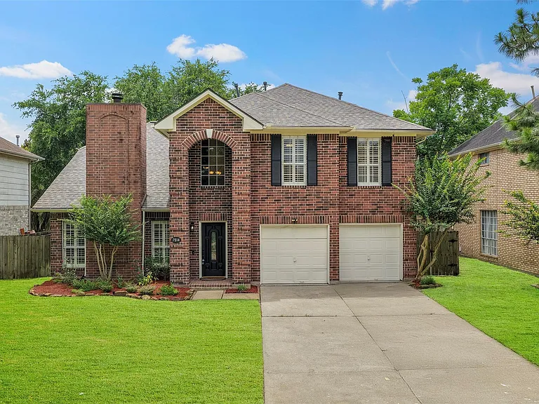7914 Millbrook Dr — Photo 1