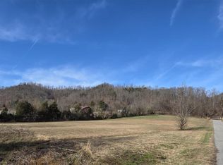 22 Rainbow Rd, Burkesville, KY 42717