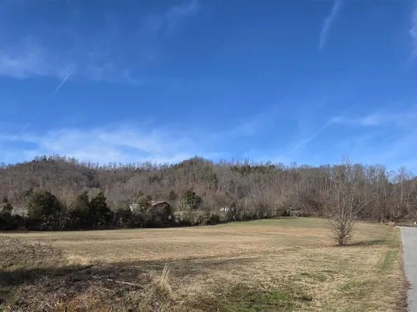 22 Rainbow Rd, Burkesville, KY 42717