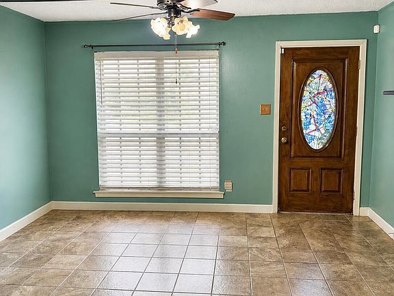2nd image of 231 Hammond Rd