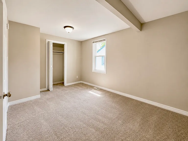 21227 Rensselaer St — Photo 6