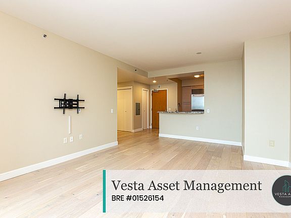 3rd image of 425 1st St Unit 2301
