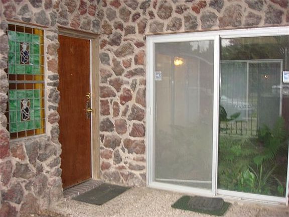 3rd image of 1201 Wisteria Ave APT C