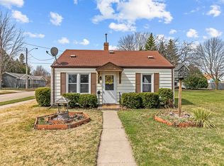 1703 Western St, Oshkosh, WI 54901