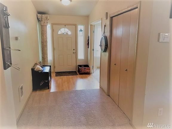 4th image of 13512 144th Ave NW