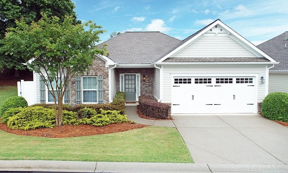 1st image of 131 Abbey Cir
