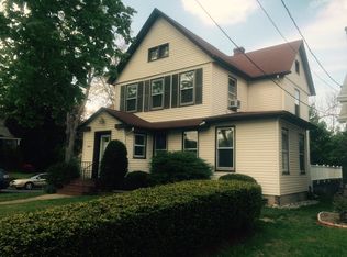 16 Princeton Pl, Westwood, NJ 07675