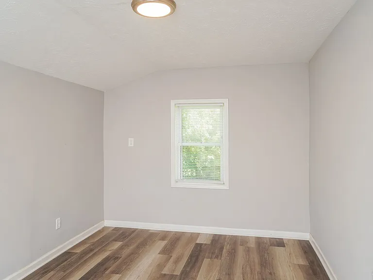 759661_021_dining_room_13099127.jpg