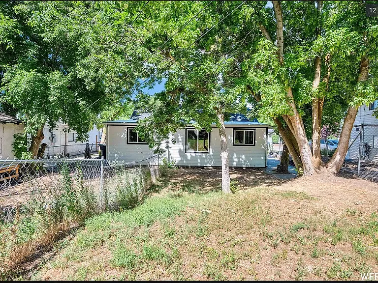 2820 Porter Ave — Photo 12