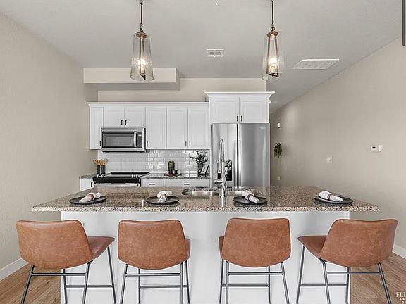 5th image of 5525 Goheen Dr