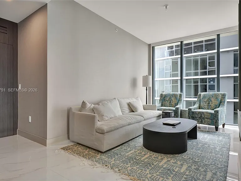 700 NE 24th St #Penthouse 5801 — Photo 14
