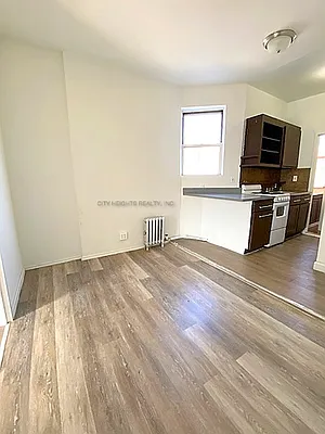 Rented by City Heights Realty | media 18