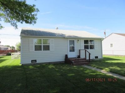 716 Holly Ave, Worland, WY, 82401