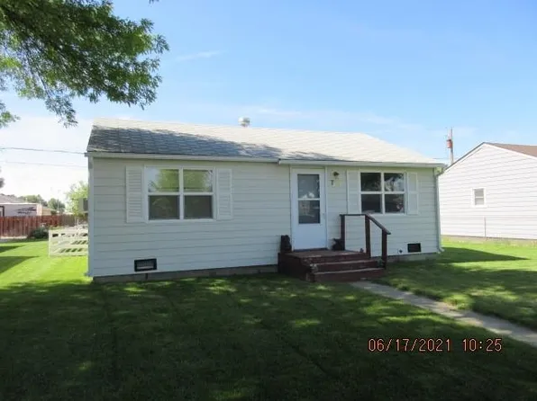 716 Holly Ave, Worland, WY 82401
