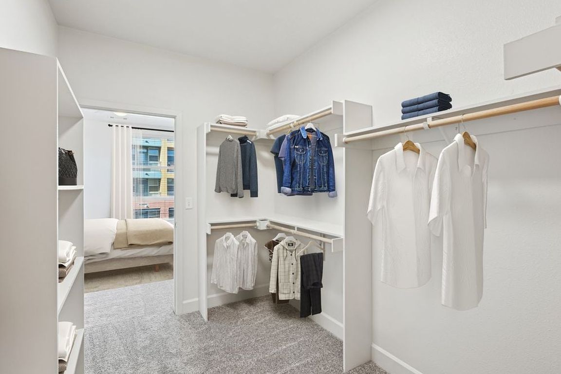 Walk-in closet