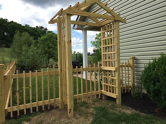 Atrium Entry to Back Yard