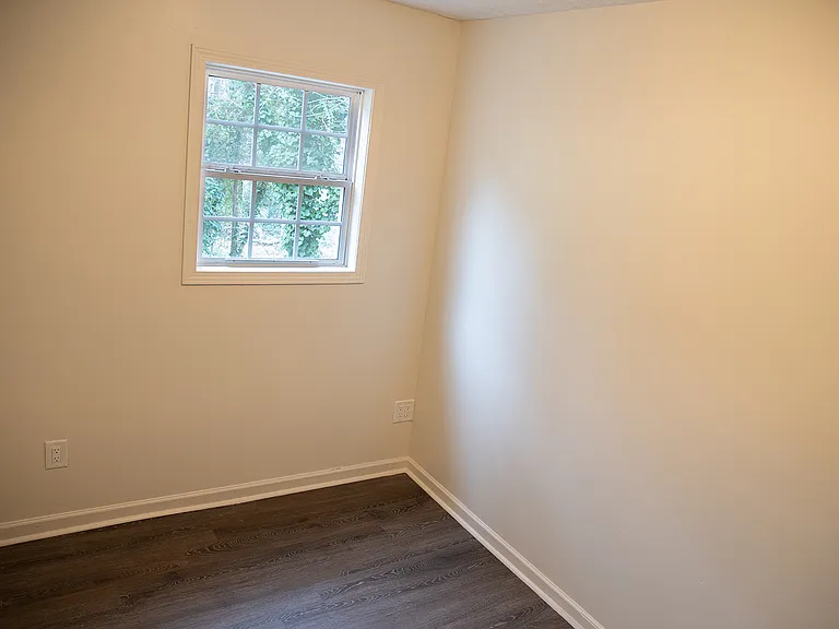 1585 N Columbia Pl — Photo 23