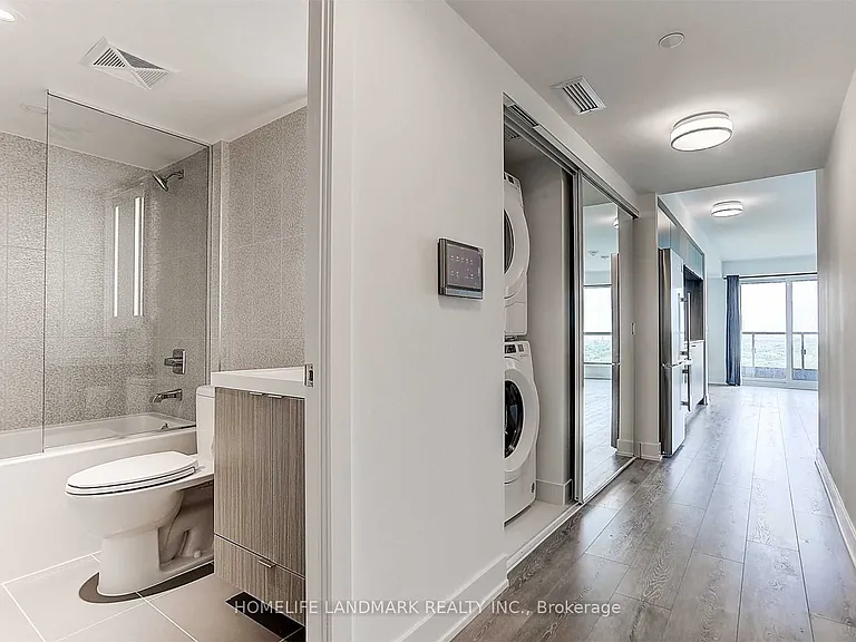 585 Bloor St E #1618 — Photo 4