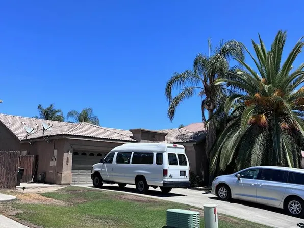 10808 Villa Hermosa Dr, Bakersfield, CA 93311