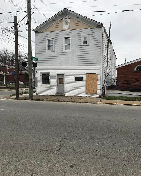2nd image of 633 S 22nd St