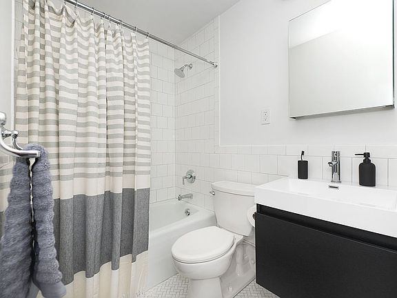 4th image of 275 South St APT 10L