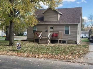 1603 10th St, Charleston, IL 61920