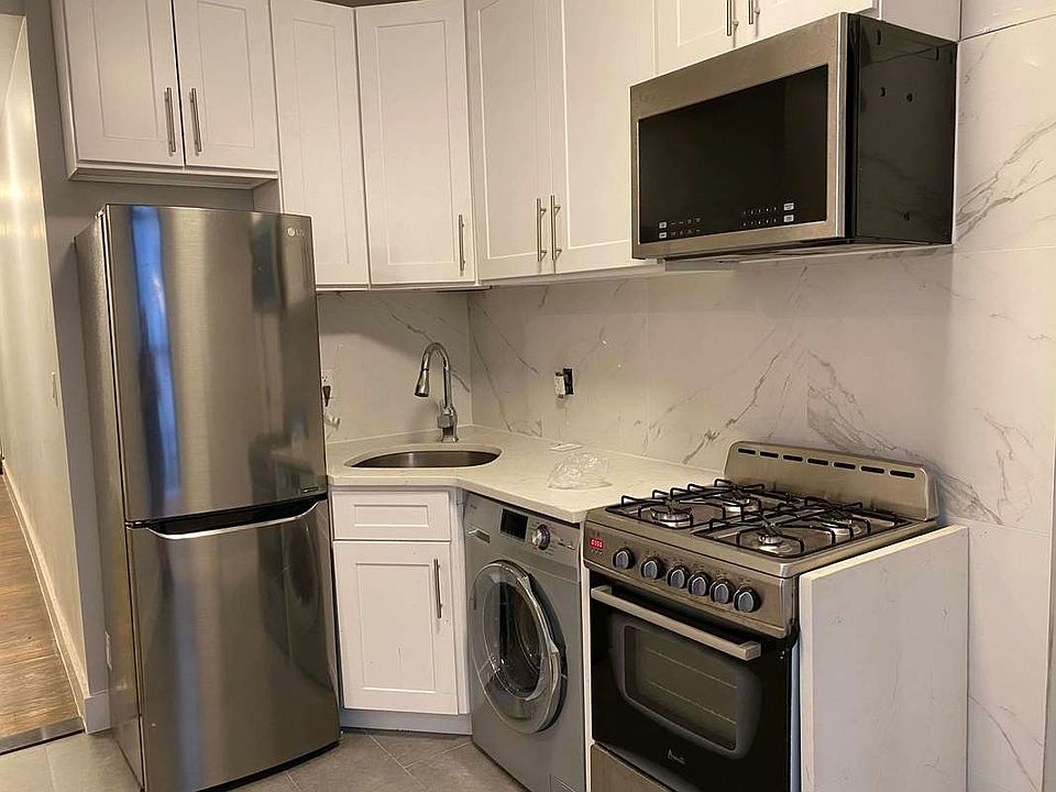 1st image of 126 E 103rd St APT 15