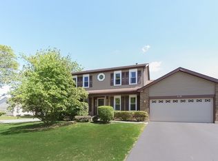 519 Cottington Ct, Schaumburg, IL 60194