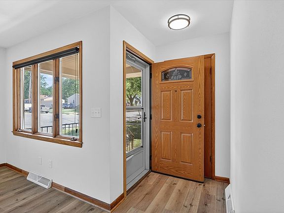 3rd image of 1456 Moore St