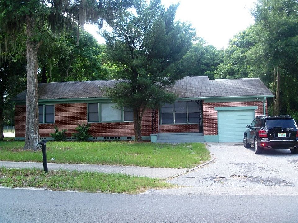 130 N Stone St, Deland, FL 32720 Zillow