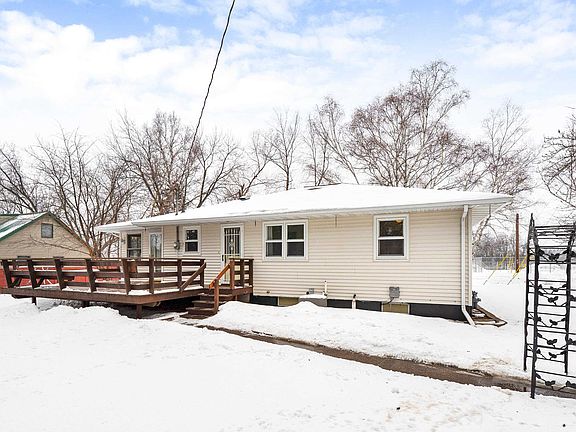 4th image of 2202 Sahlman Ave