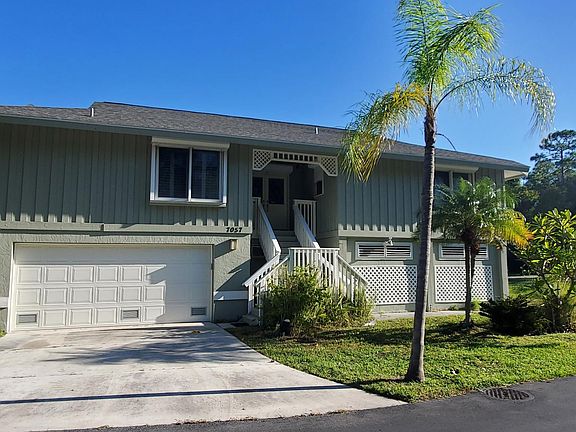 3rd image of 7057 Pinebay Blvd