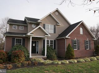 11 Quicksilver Ct, Martinsburg, WV