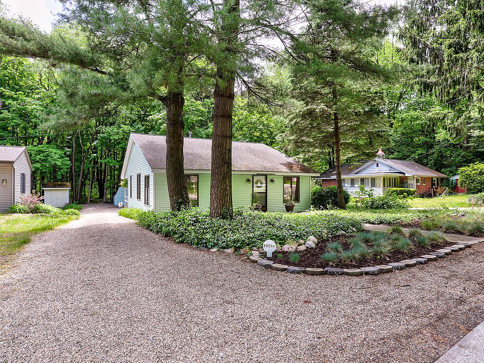 1st image of 17218 Lake Ct