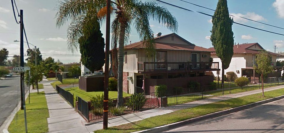 1st image of 1128 E 6th St