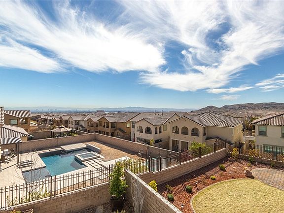 5th image of 12279 Los Mares Ln