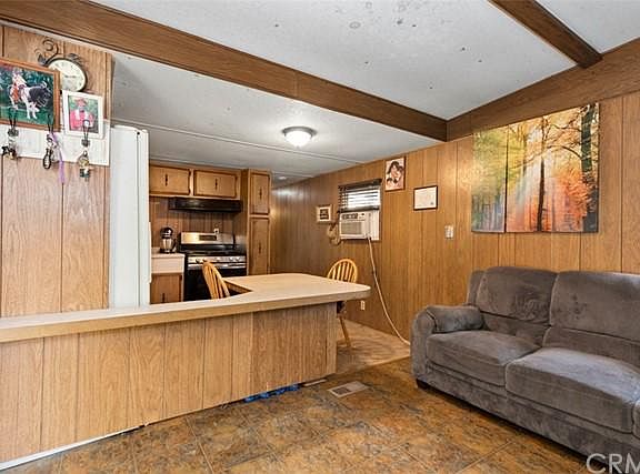 5th image of 100 W Midway Dr #123