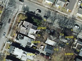 27 S Clinton St, Poughkeepsie, NY 12601