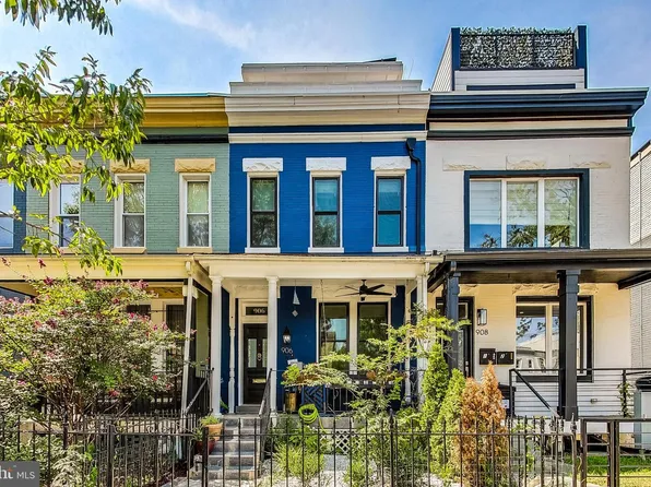 906 8th St NE, Washington, DC 20002
